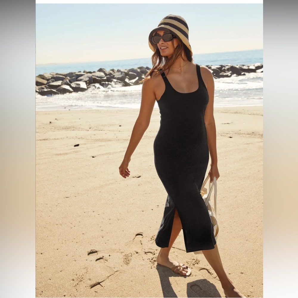 Beyond Yoga Featherweight Resort Dress